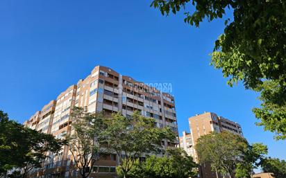 Exterior view of Premises for sale in  Zaragoza Capital  with Air Conditioner