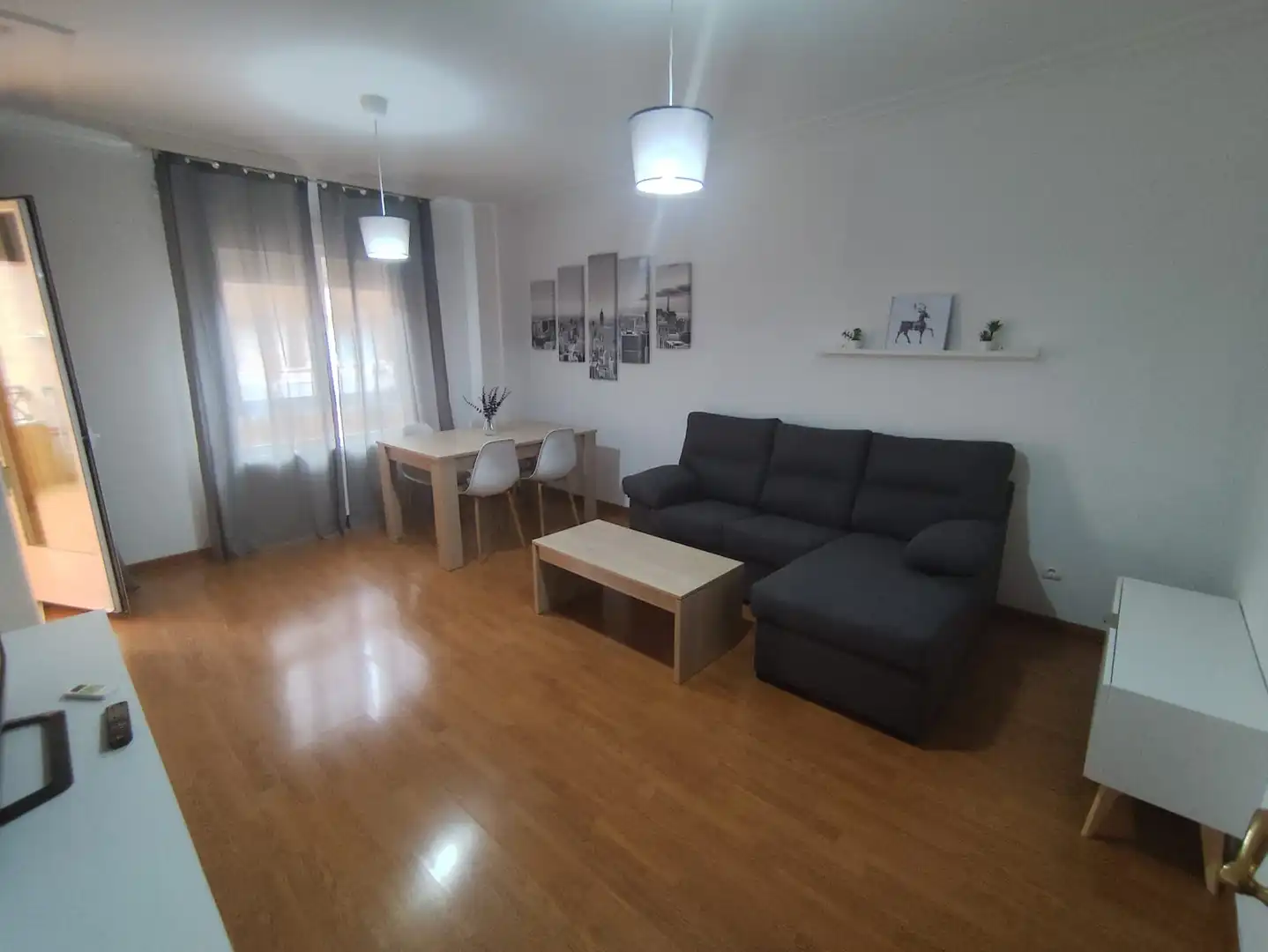 Sala d'estar de Pis de lloguer en Úbeda amb Aire condicionat, Calefacció i Terrassa