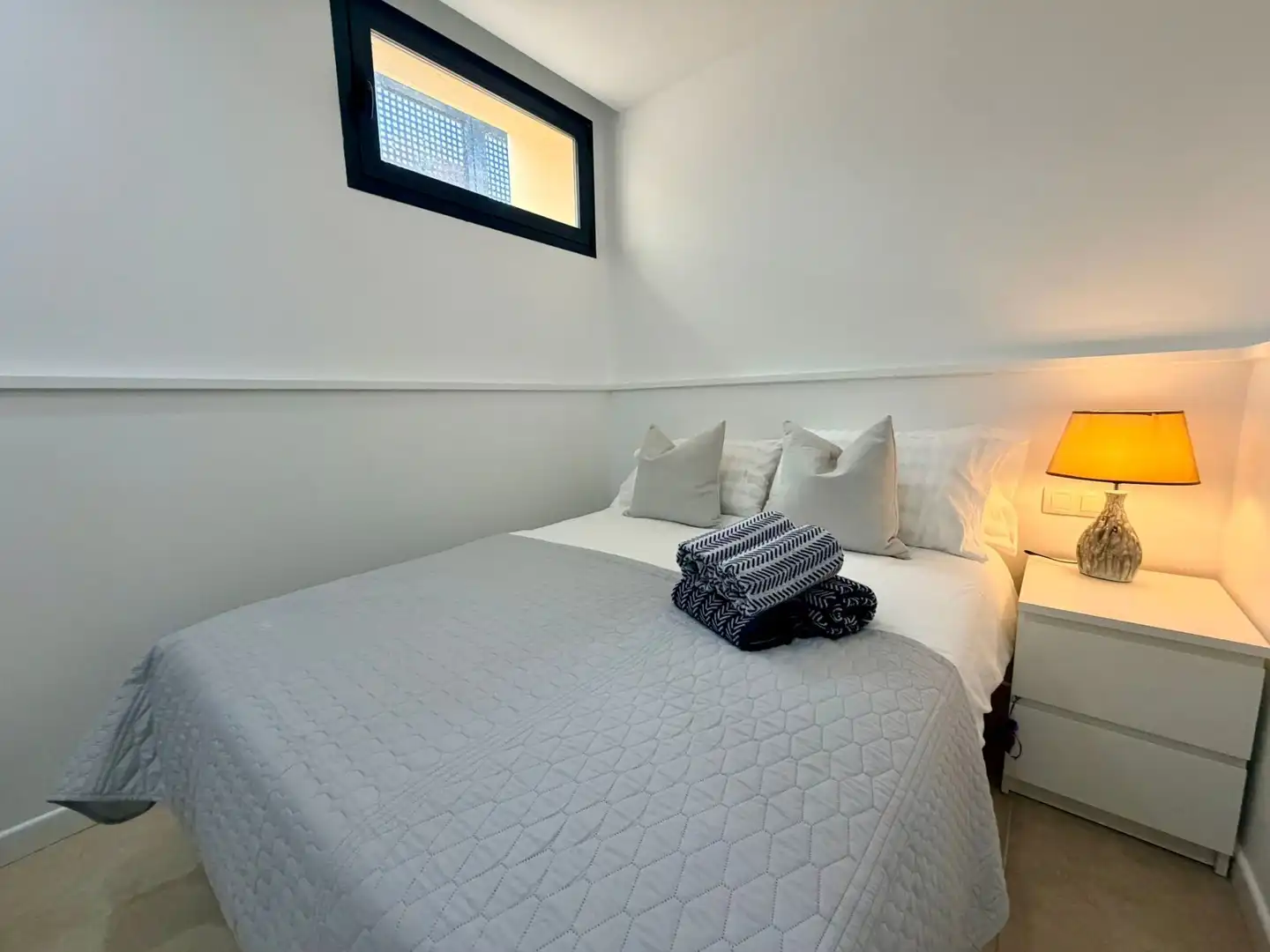 Schlafzimmer von Maisonette zum Verkauf in Antigua