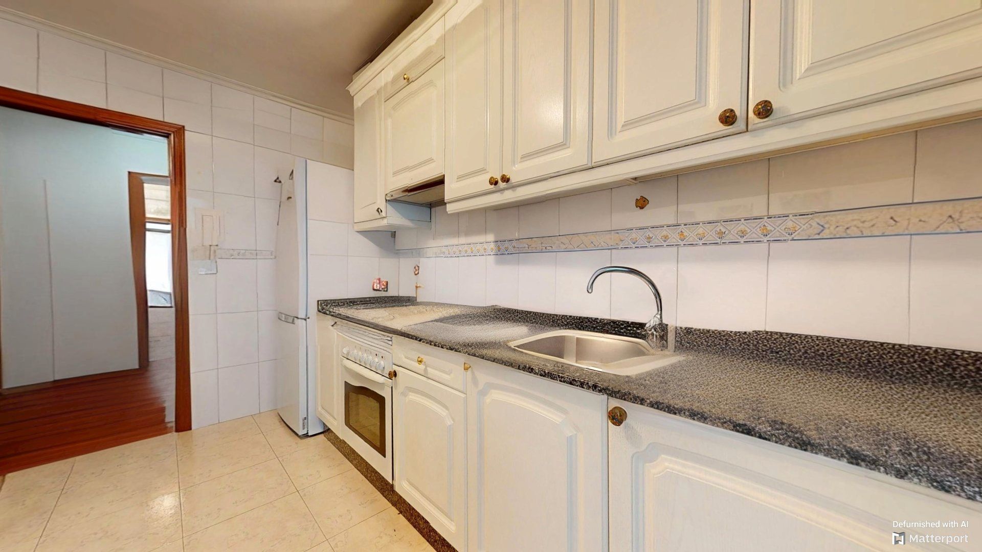 Cocina de Piso en venta en Vigo  con Calefacción y Trastero