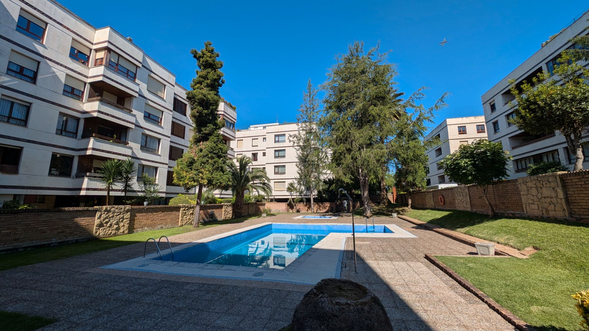 Swimming pool of Flat for sale in Getxo   with Heating, Terrace and Storage room
