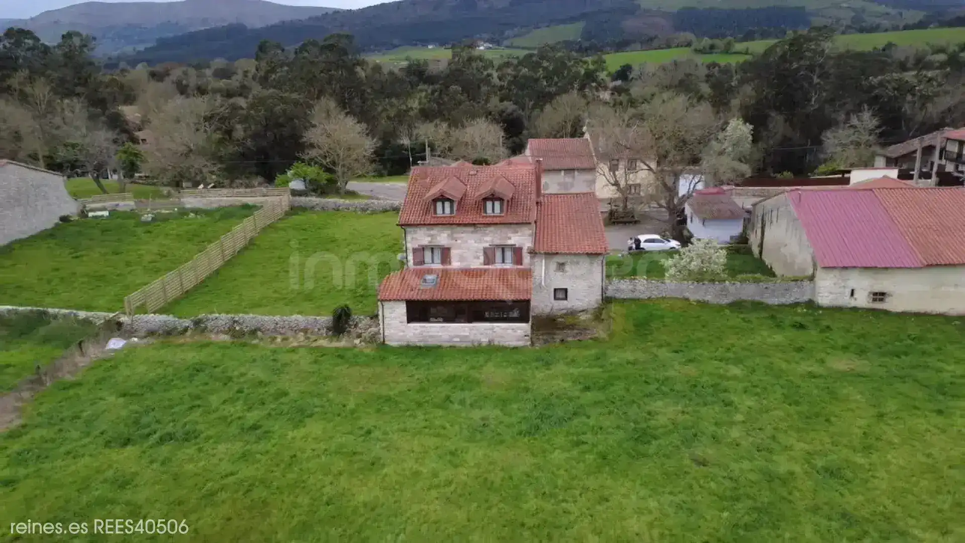Casa o chalet en venta en Val de San Vicente  con Calefacción y Amueblado