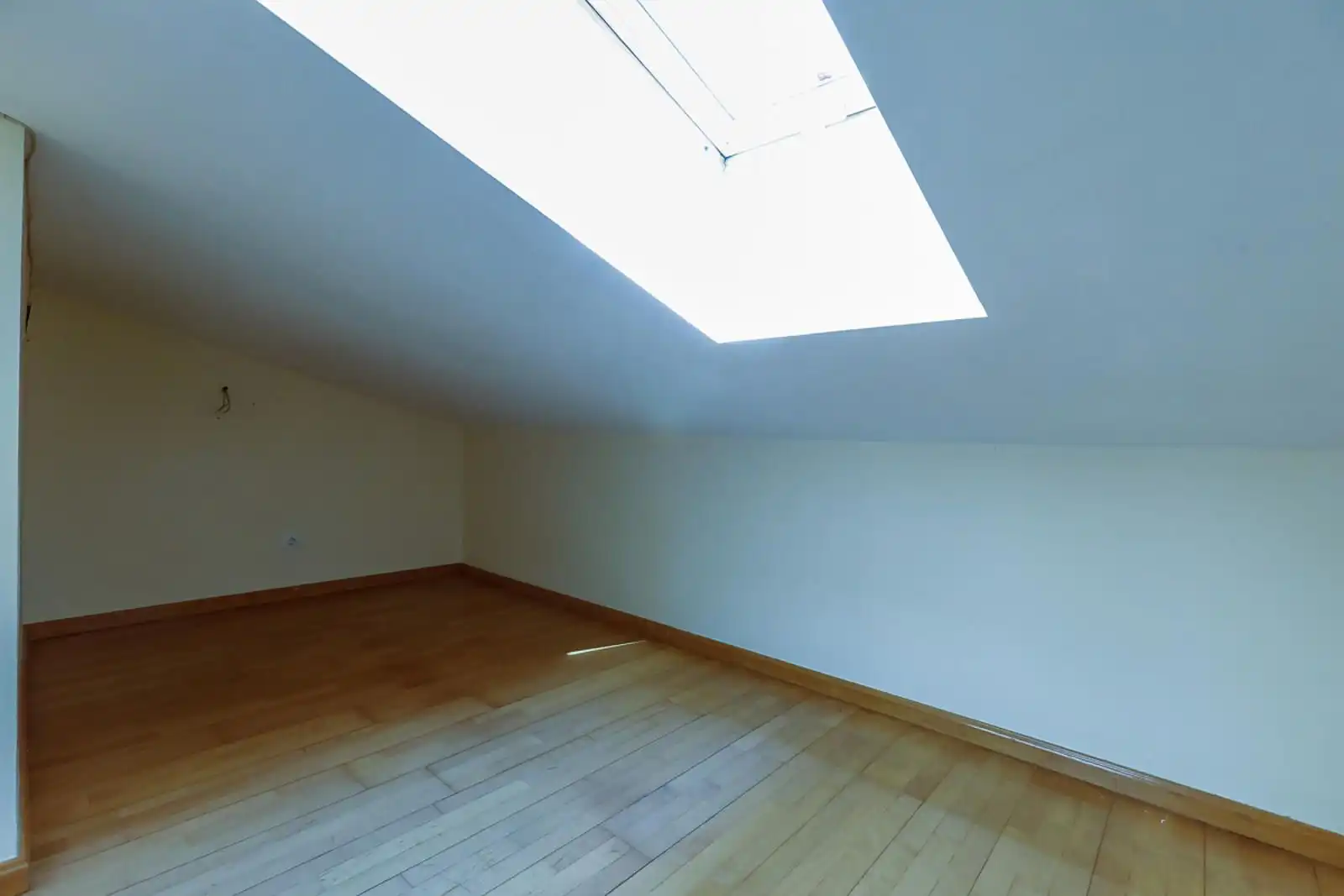 Maisonette zum Verkauf in Sabadell mit Klimaanlage, Heizung und Parkett