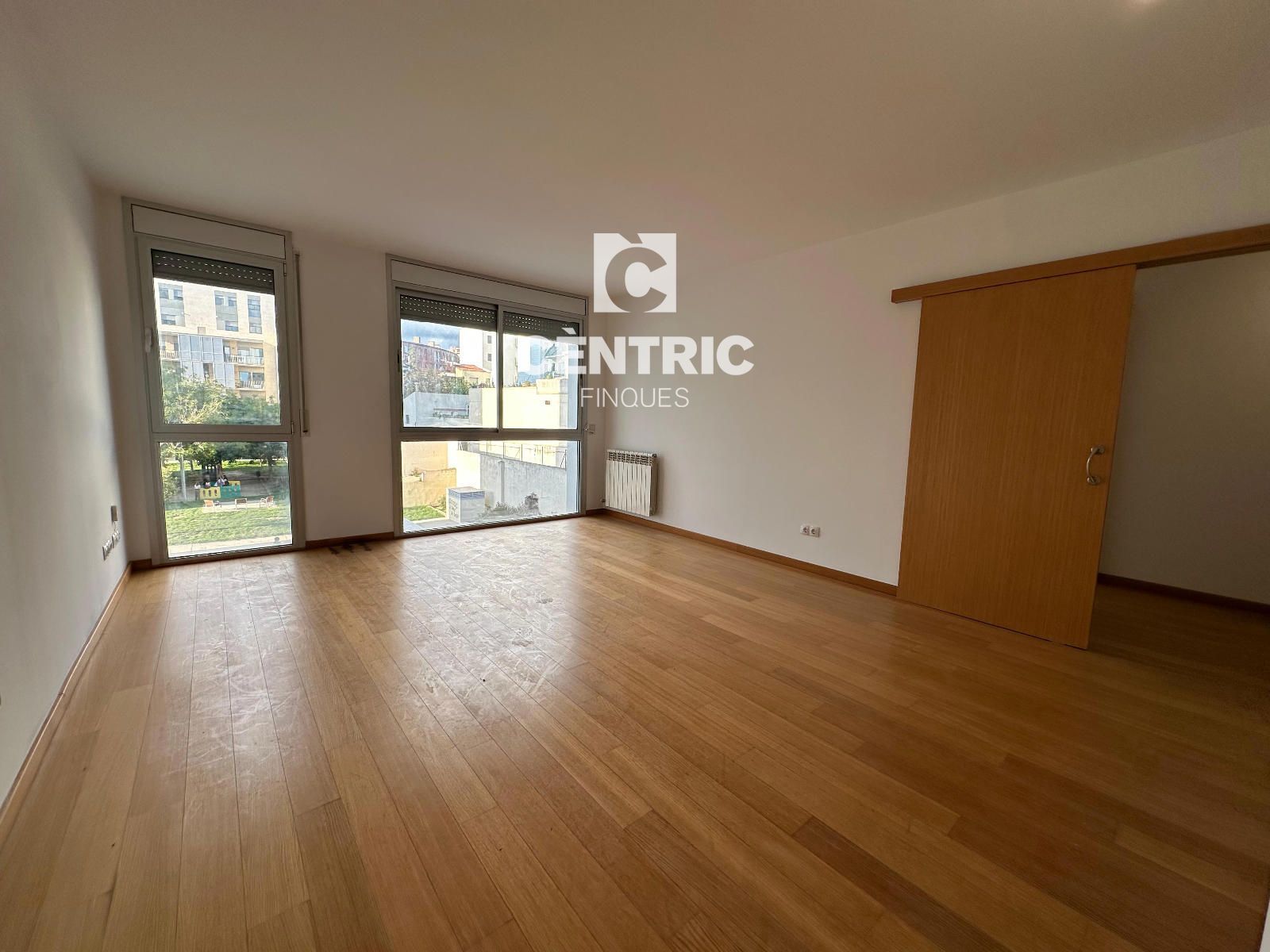 Exterior view of Attic to rent in Terrassa  with Heating