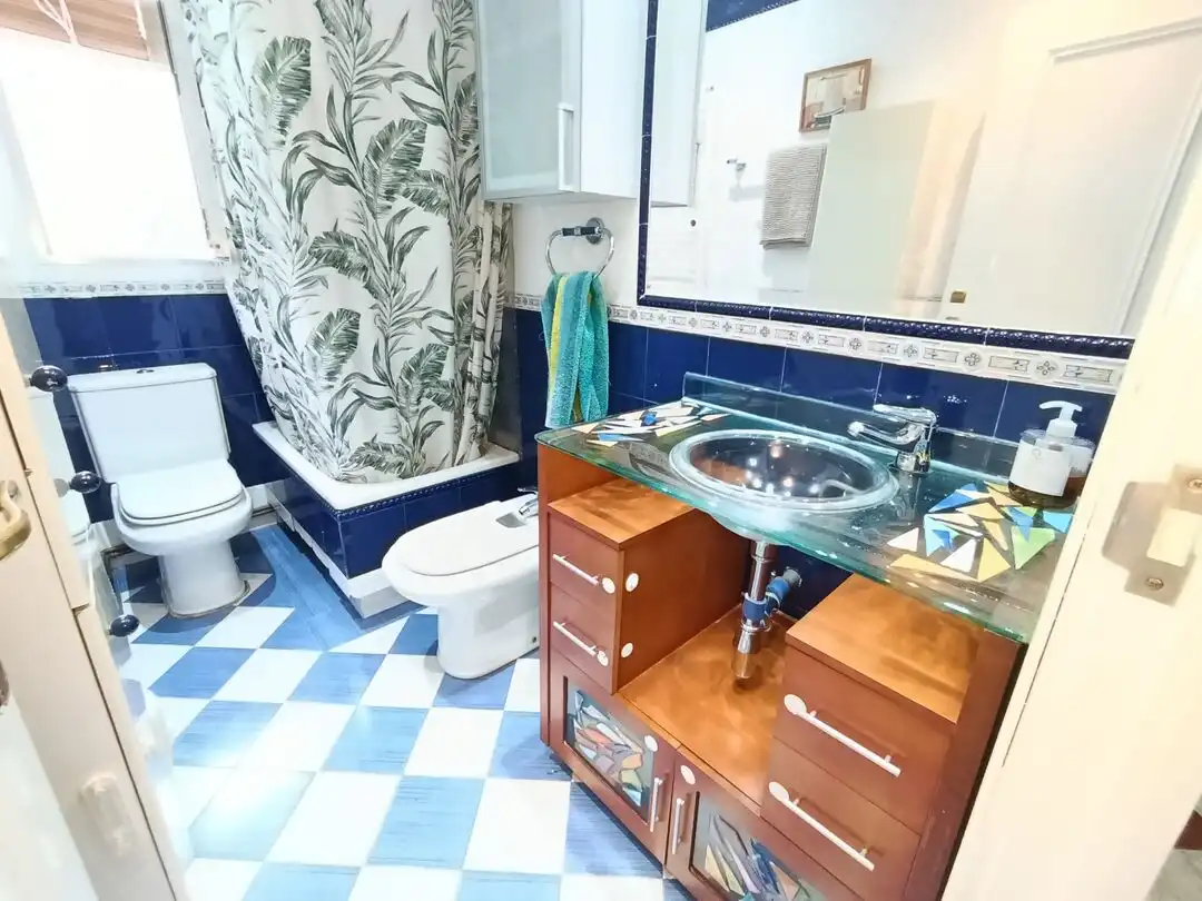 Bathroom of Flat for sale in Alcorcón  with Air Conditioner, Heating and Terrace