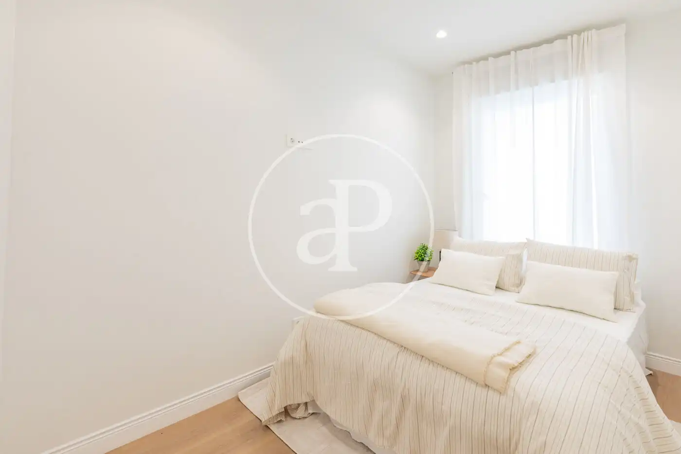 Habitación de Piso en venta en Madrid con Aire acondicionado y Calefacción