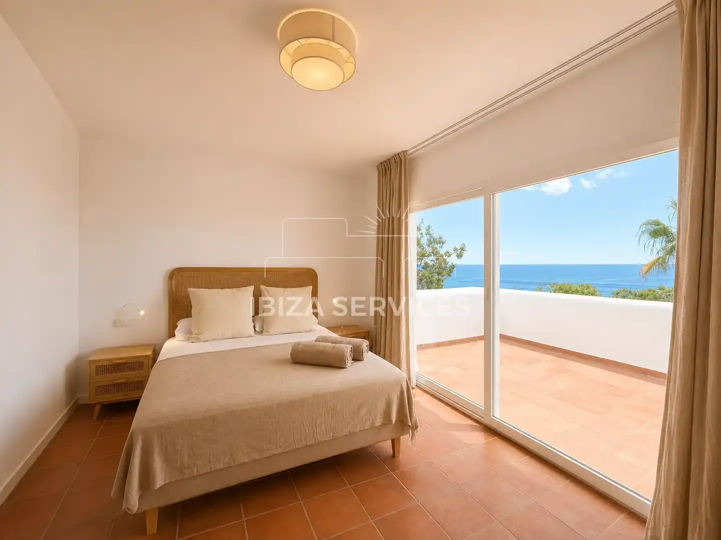 Habitación de Casa o chalet de alquiler en Santa Eulària des Riu con Aire acondicionado, Jardín privado y Piscina