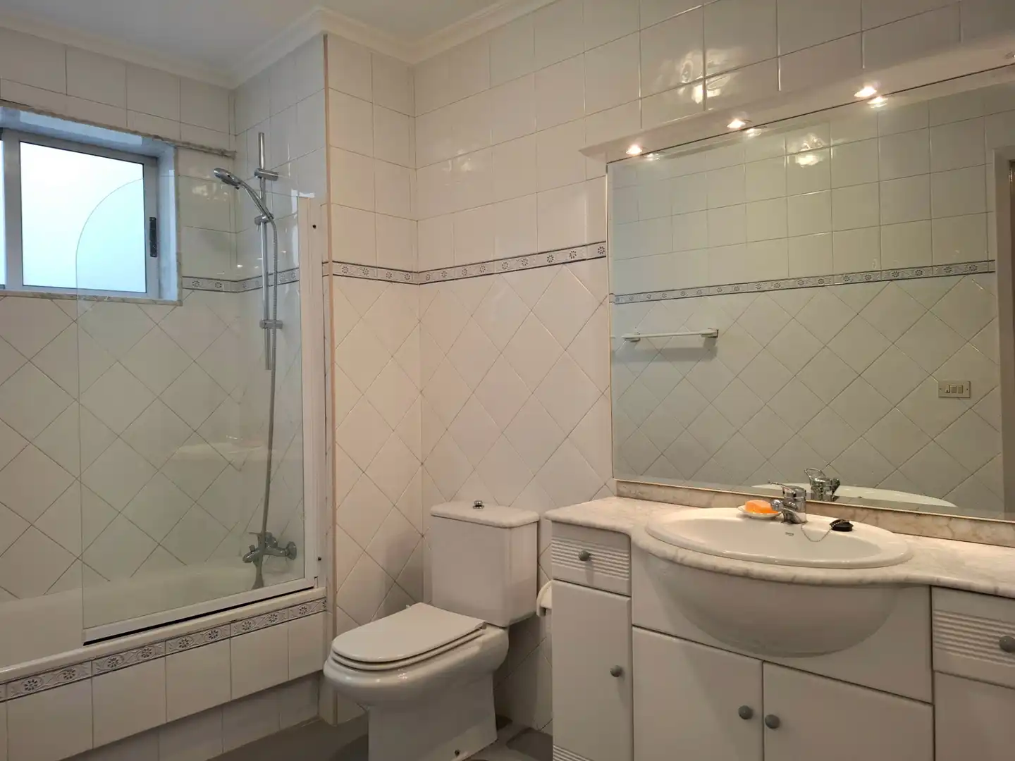 Wohnung mit Terrasse zum Verkauf in Avenida da Gran Vía, imagen 26
