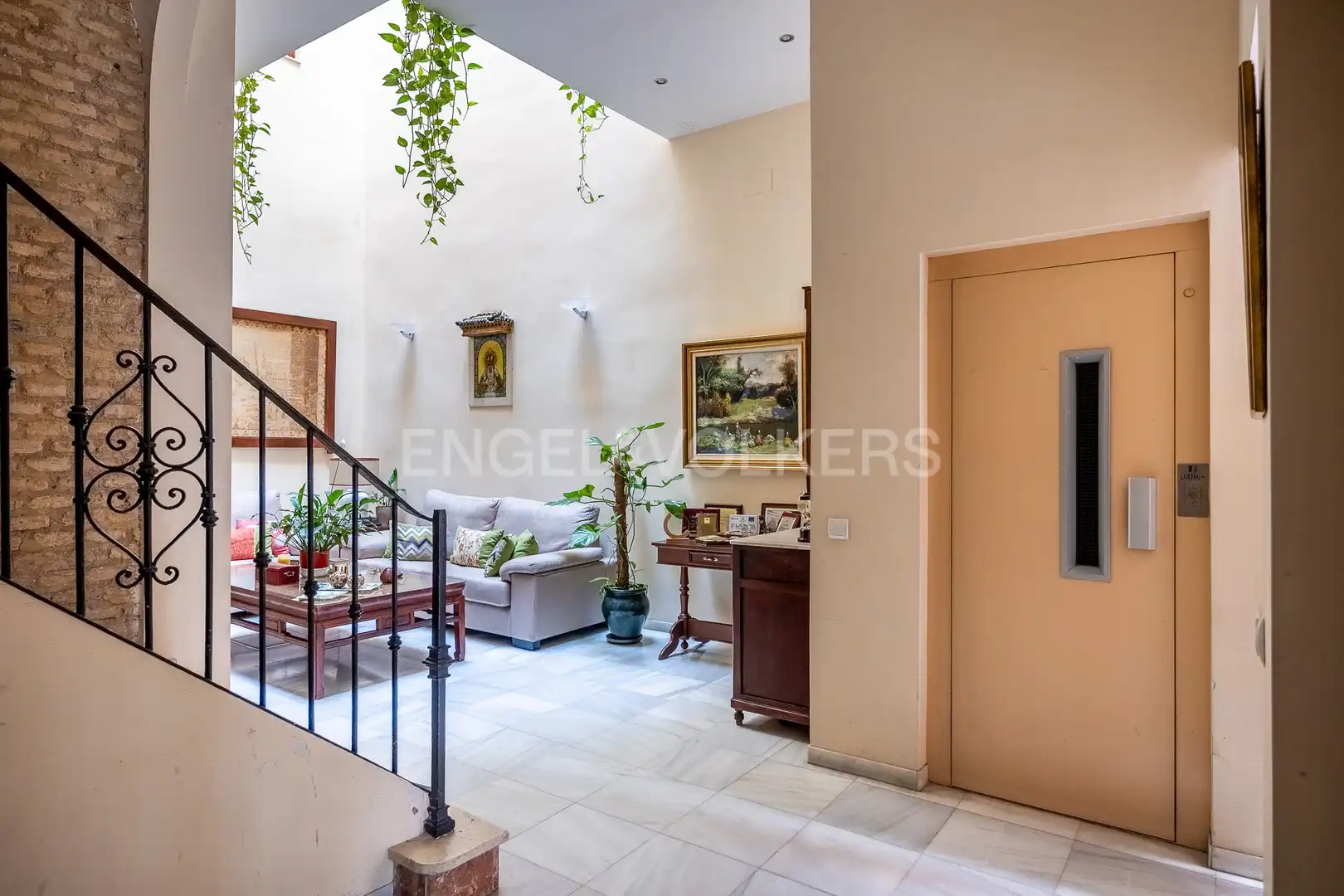 Casa o chalet en venta en  Sevilla Capital con Aire acondicionado, Calefacción y Trastero