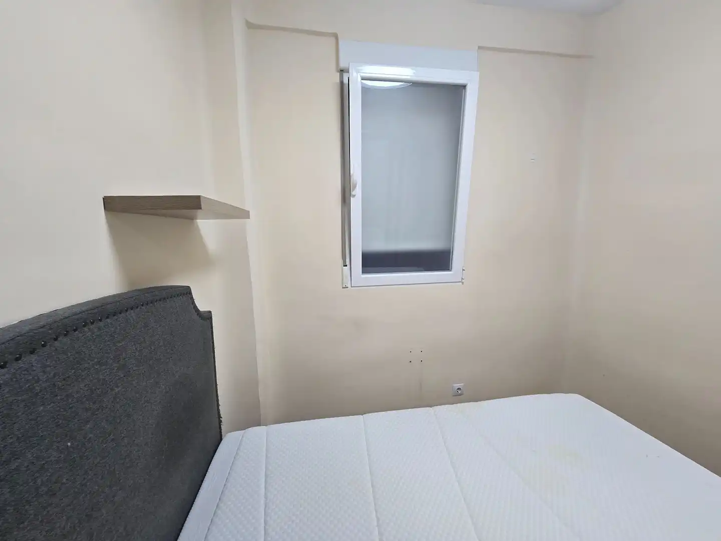 Habitación de Apartamento en venta en Madrid con Calefacción y Amueblado