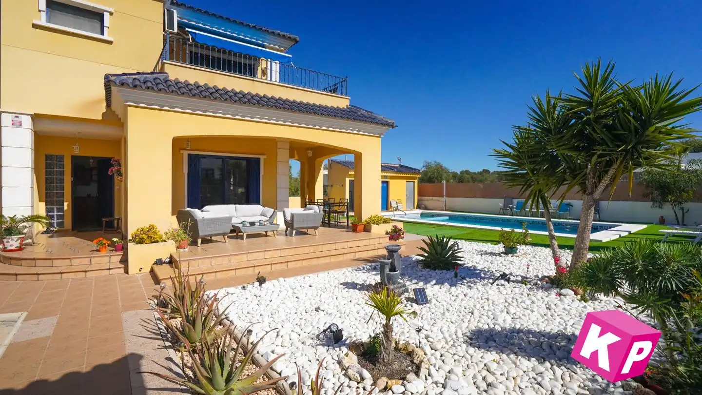 Casa con piscina en venta en Dencarnita Alonso, imagen 7