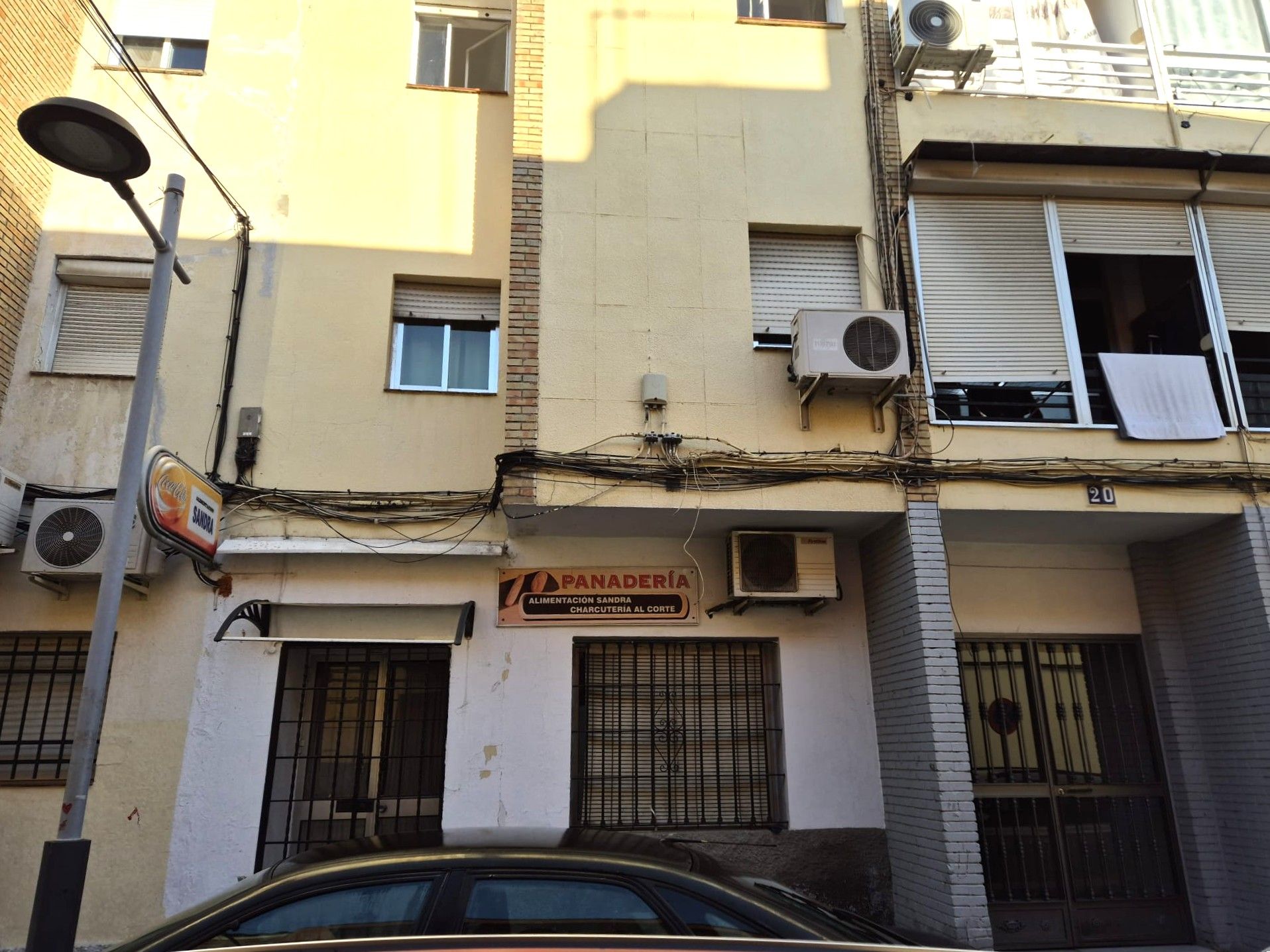 Vista exterior de Pis en venda en Mairena del Aljarafe