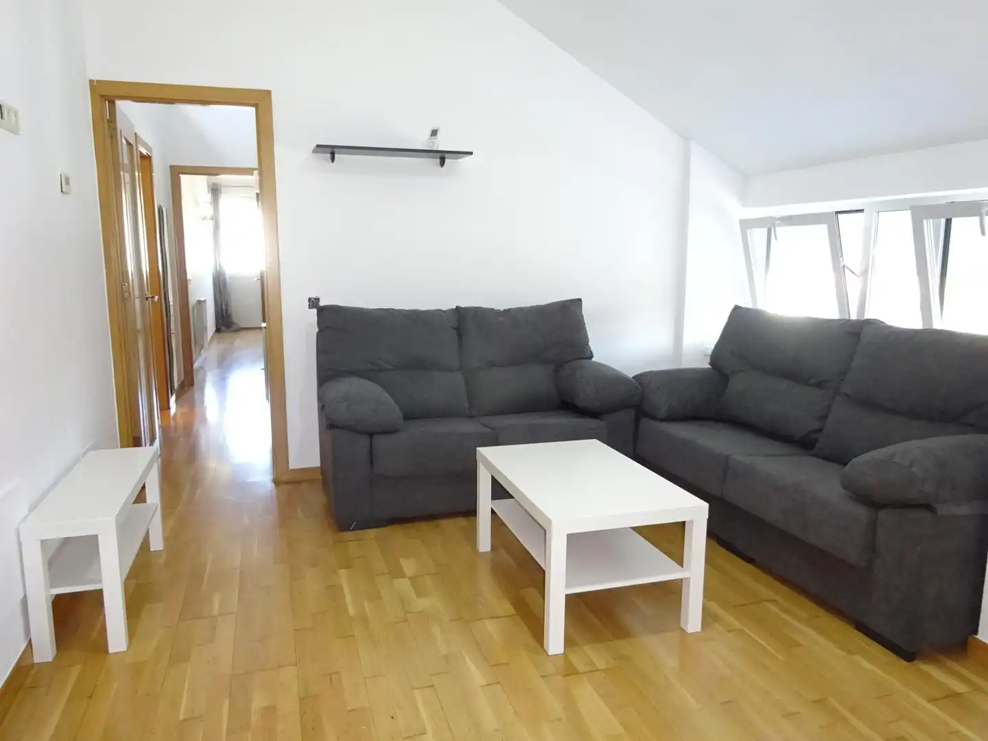 Sala de estar de Piso en venta en Ames con Calefacción y Amueblado