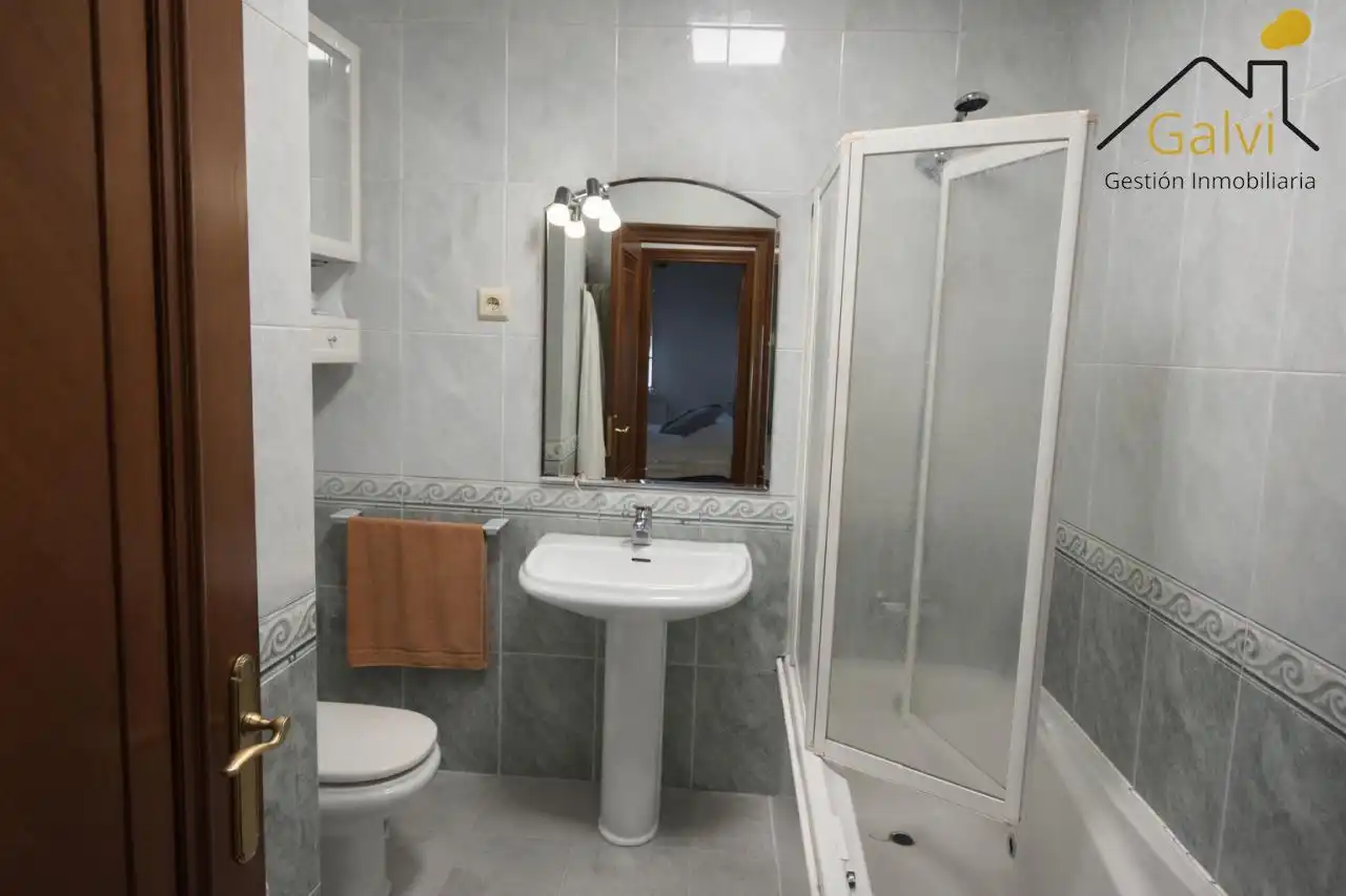 Baño de Planta baja en venta en Mugardos con Calefacción