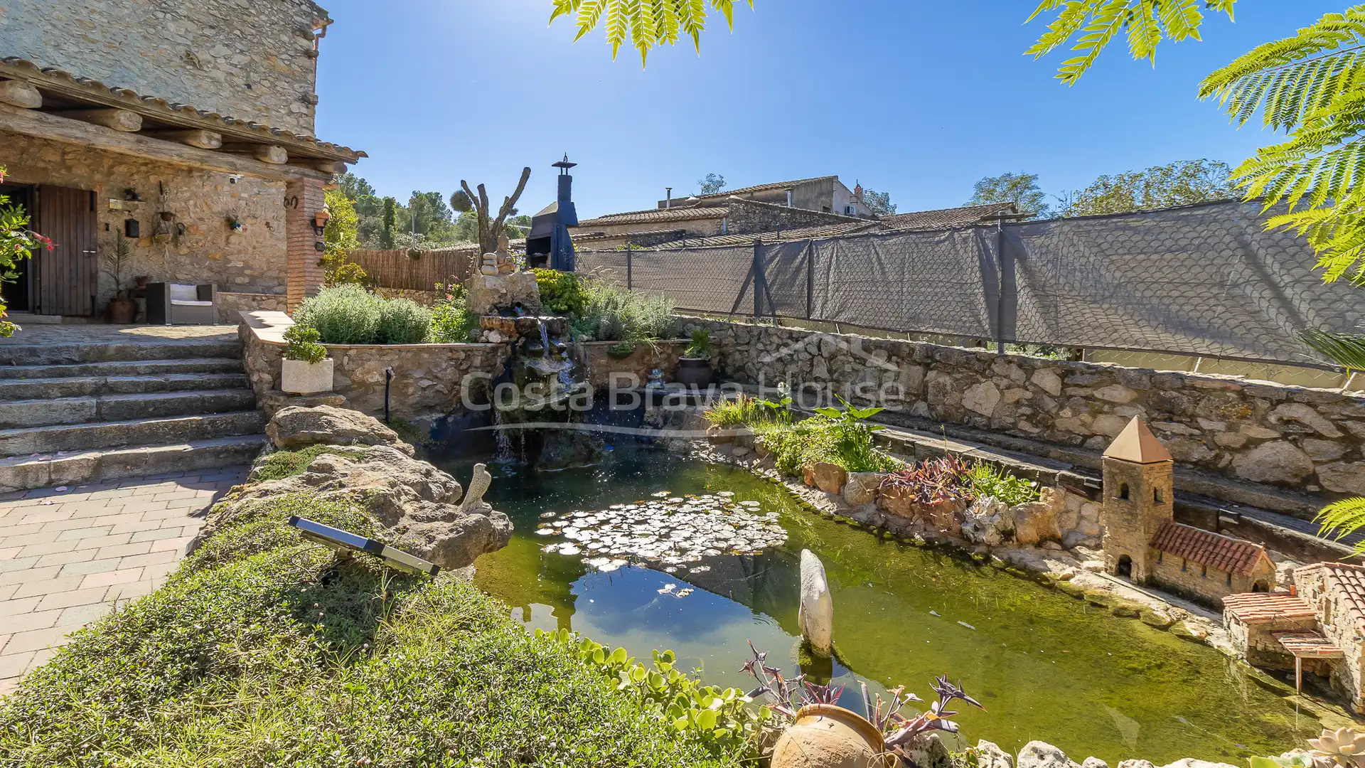 Garden of Country homes for sale in Begur  with Air Conditioner, Heating and Private garden