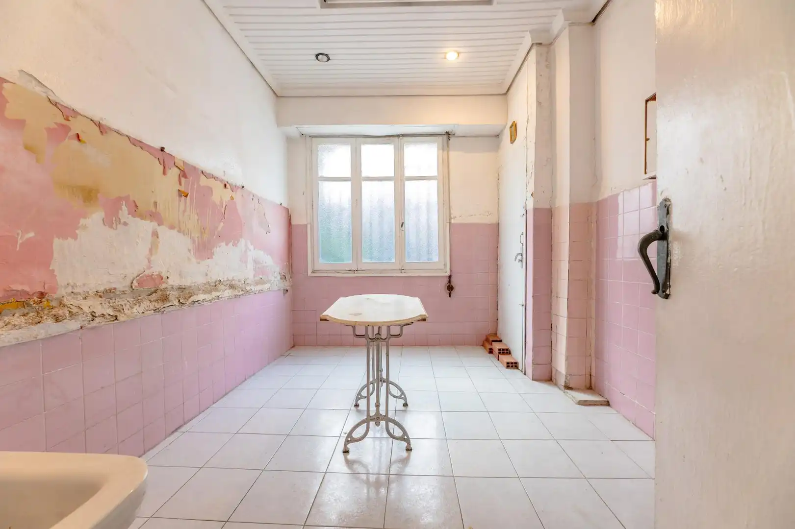 Cuina de Casa o xalet en venda en Valencia amb Jardí privat i Terrassa