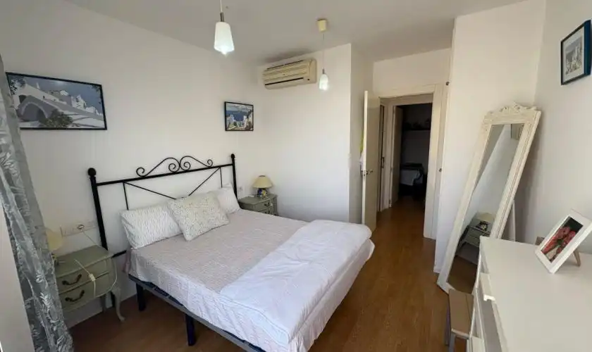 Schlafzimmer von Einfamilien-Reihenhaus zum Verkauf in Carboneras mit Klimaanlage, Terrasse und Abstellraum