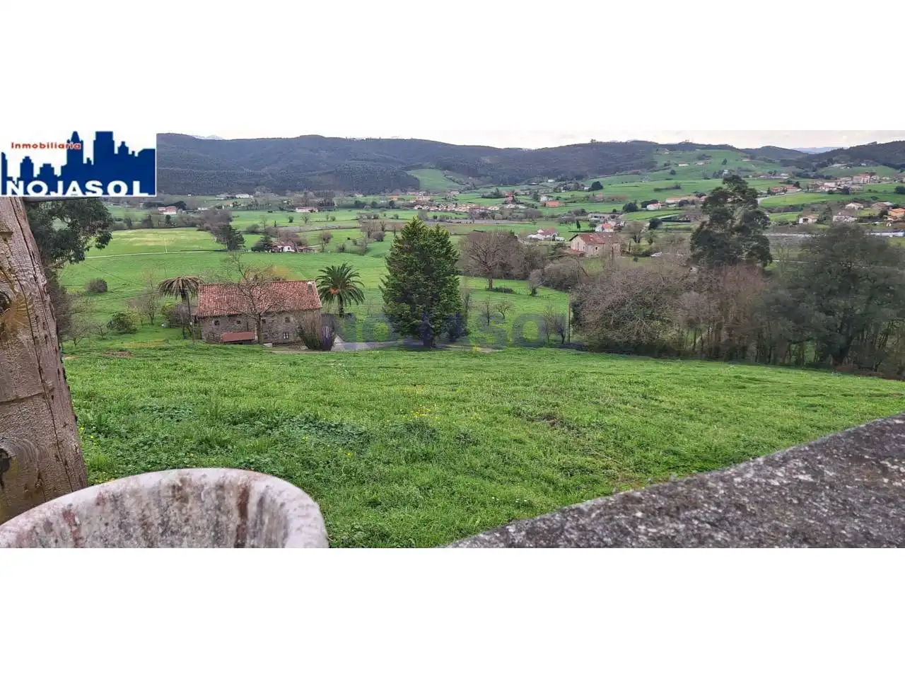Houses for sale in Bareyo  with Private garden and Furnished