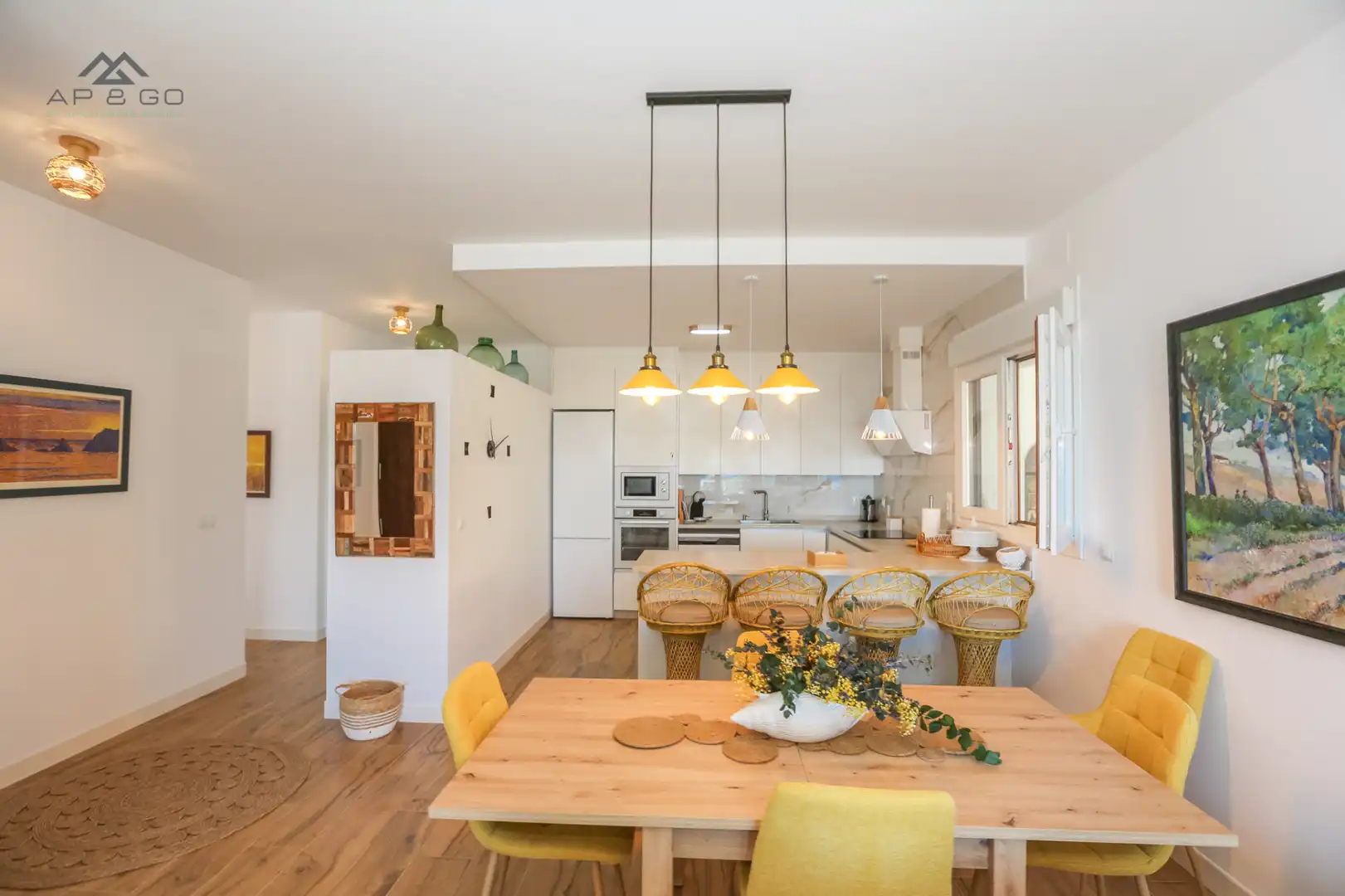 Menjador de Casa o xalet de lloguer en Almuñécar amb Aire condicionat, Jardí privat i Terrassa