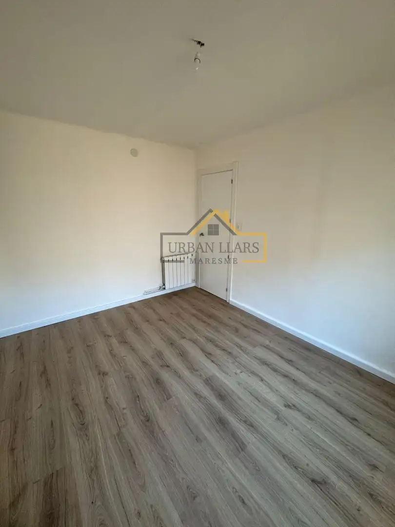 Habitación de Piso en venta en Mataró con Aire acondicionado, Calefacción y Balcón