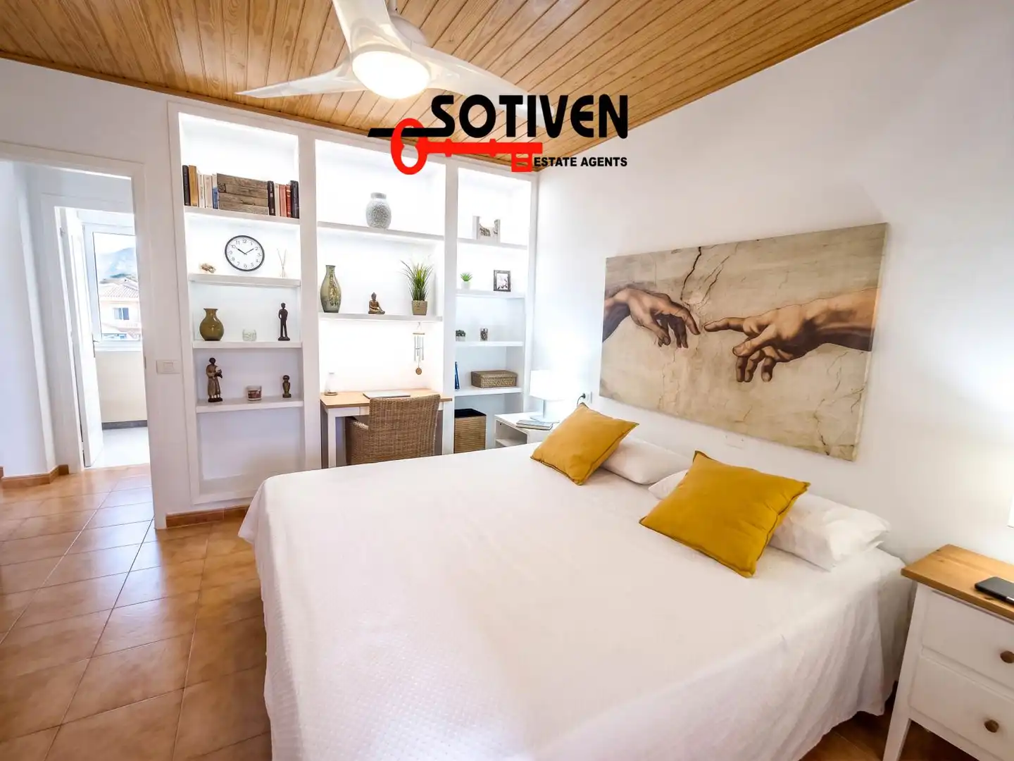 Dormitori de Apartament de lloguer en Adeje amb Terrassa i Piscina comunitària
