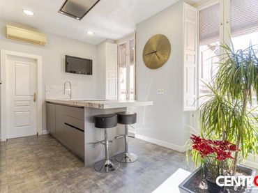 Piso con ascensor en venta en Príncipe