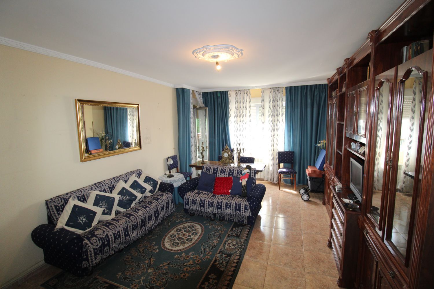 Sala d'estar de Pis en venda en Ciudad Real Capital amb Calefacció i Terrassa
