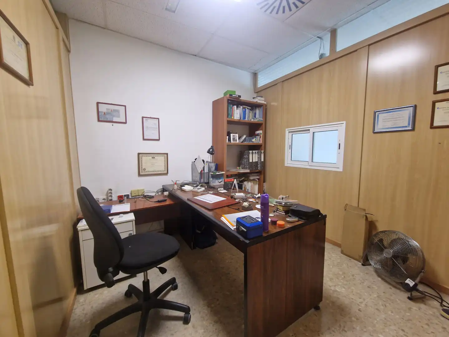 Local en venta en Sant Boi de Llobregat