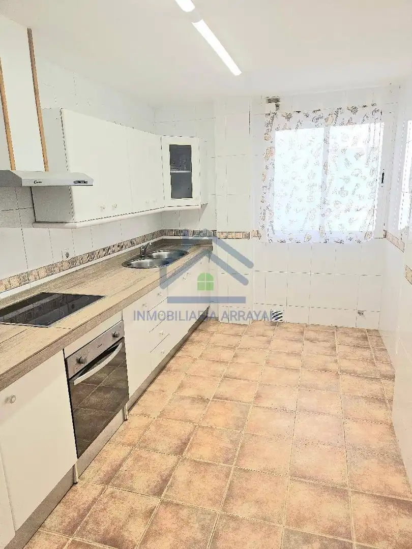 Küche von Wohnung zum Verkauf in Las Gabias mit Terrasse und Möbliert