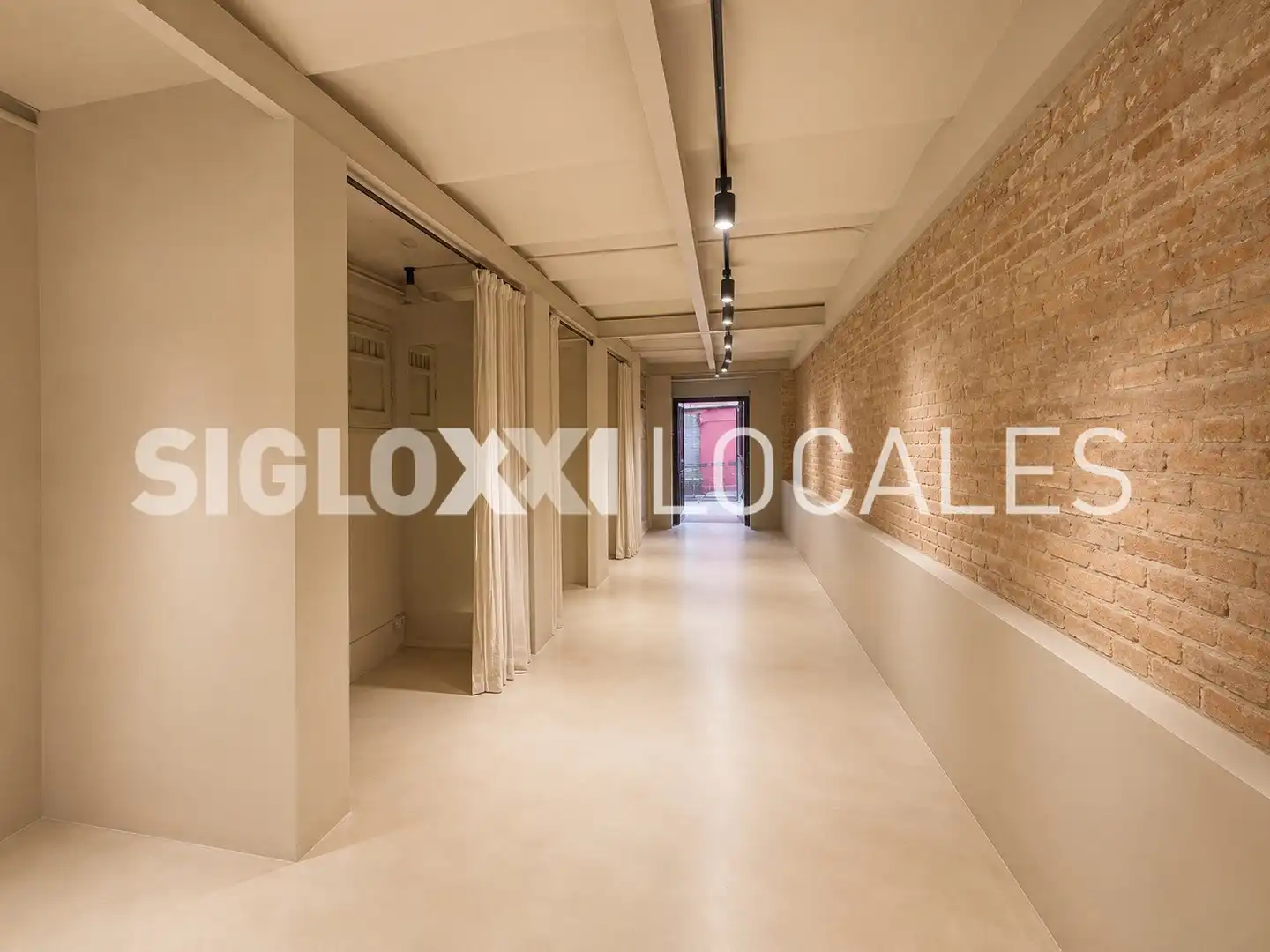 Local de lloguer en Sarrià - Sant Gervasi