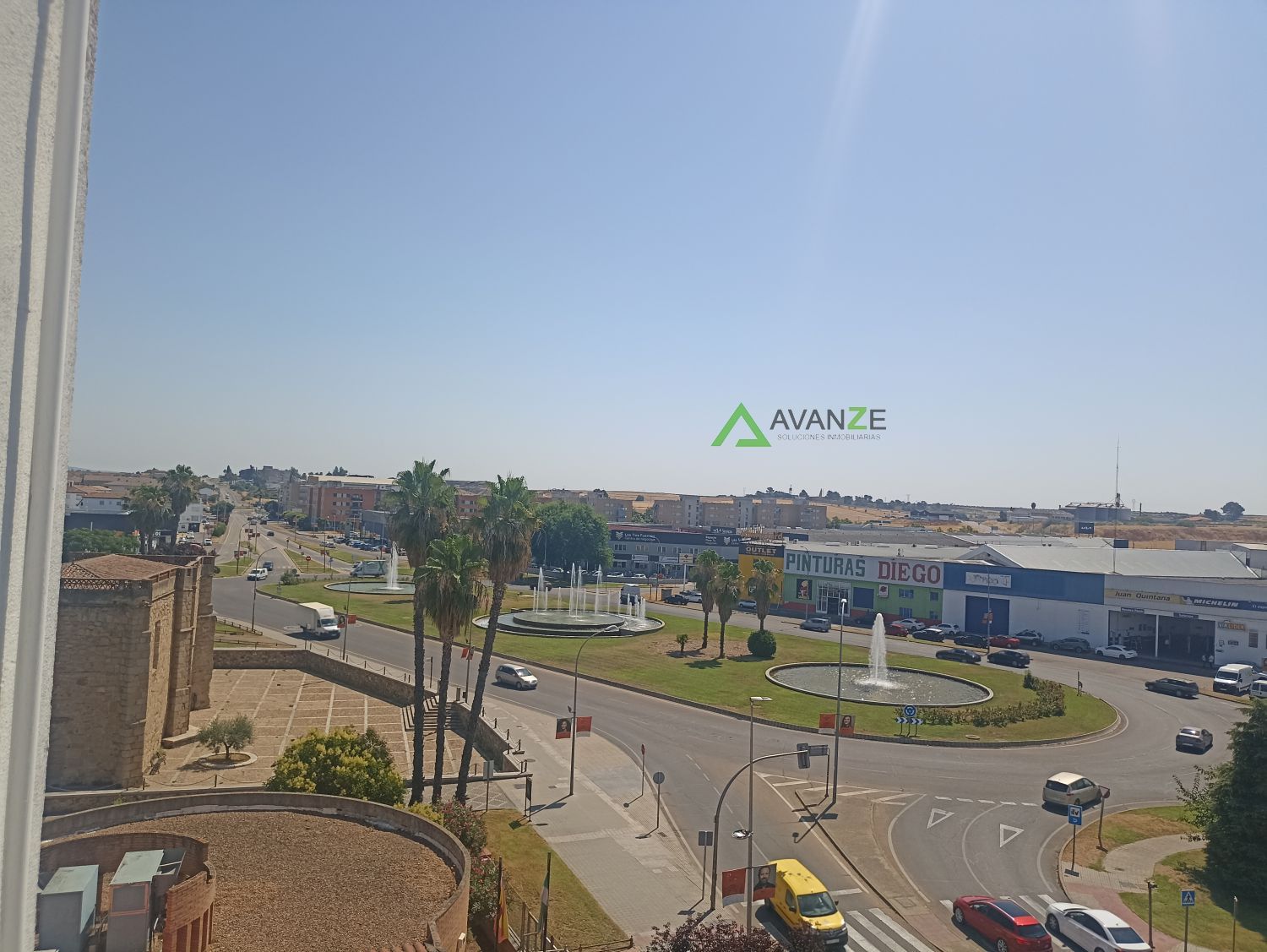 Vista exterior de Pis en venda en Mérida amb Aire condicionat i Terrassa