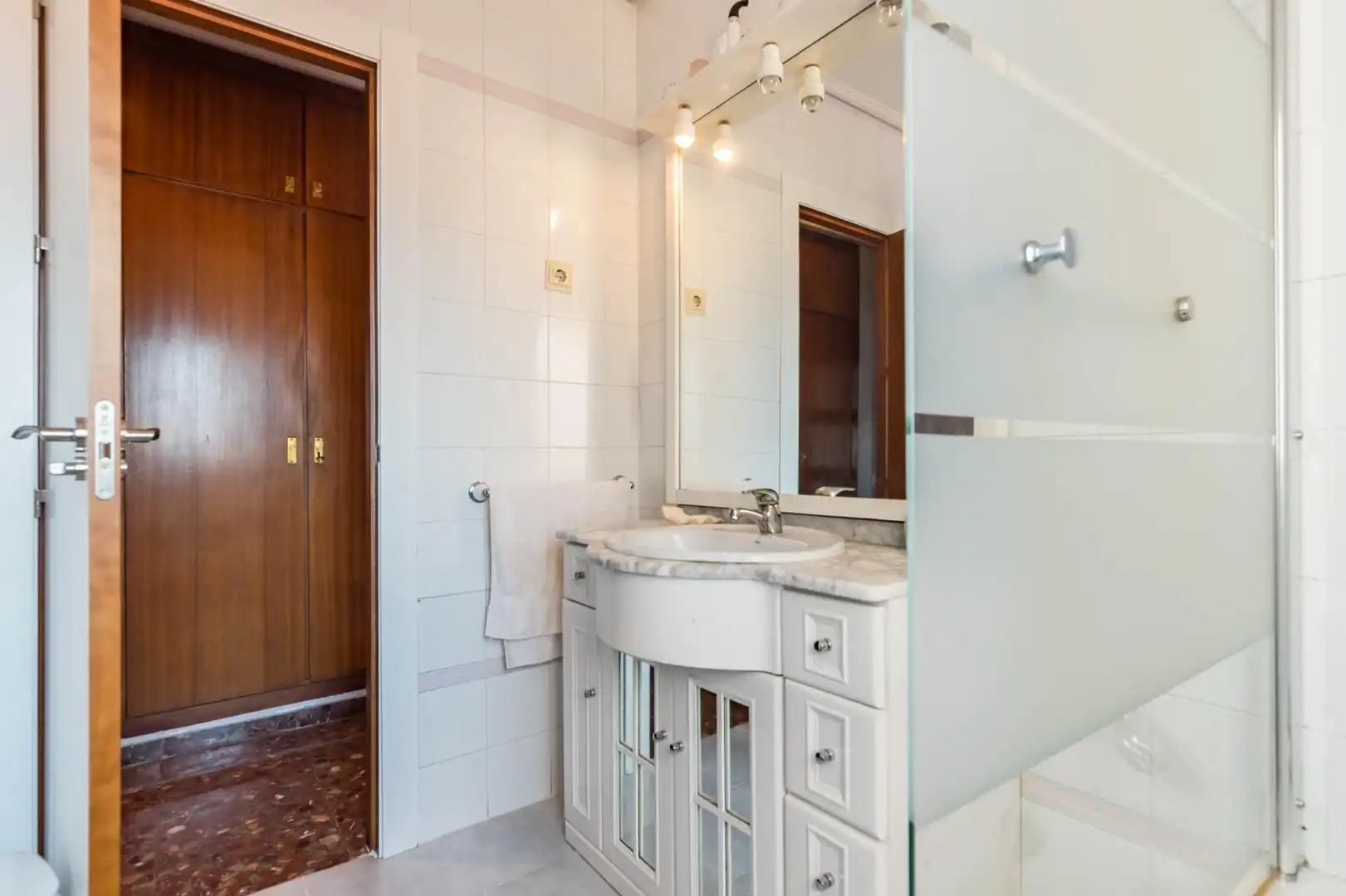 Bathroom of Flat for sale in Murcia  with Air Conditioner, Terrace and Storage room