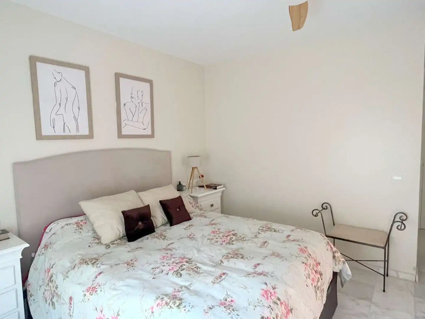 Habitación de Casa adosada en venta en Vélez-Málaga con Terraza y Piscina