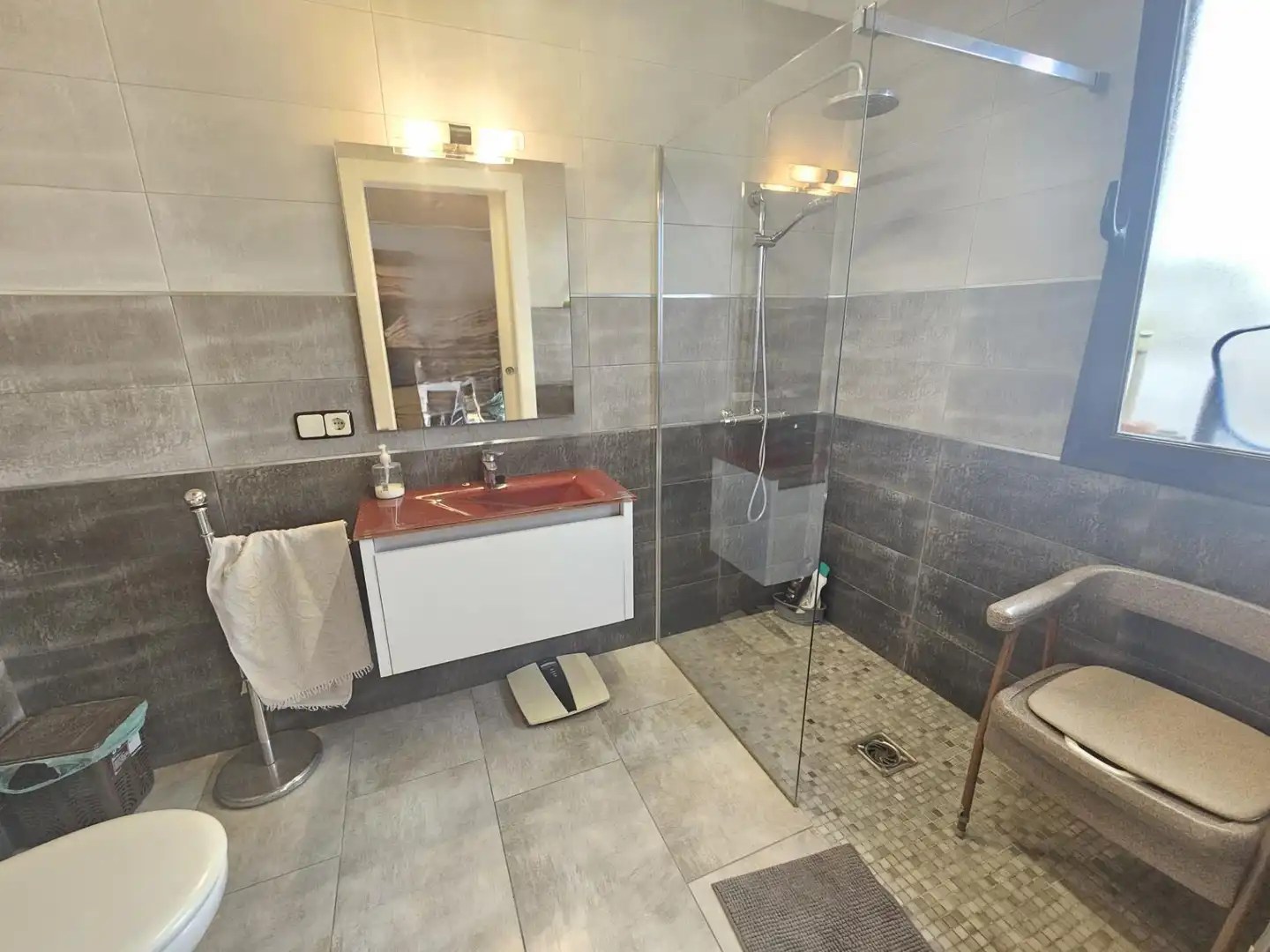 Baño de Piso en venta en Malgrat de Mar con Calefacción y Terraza
