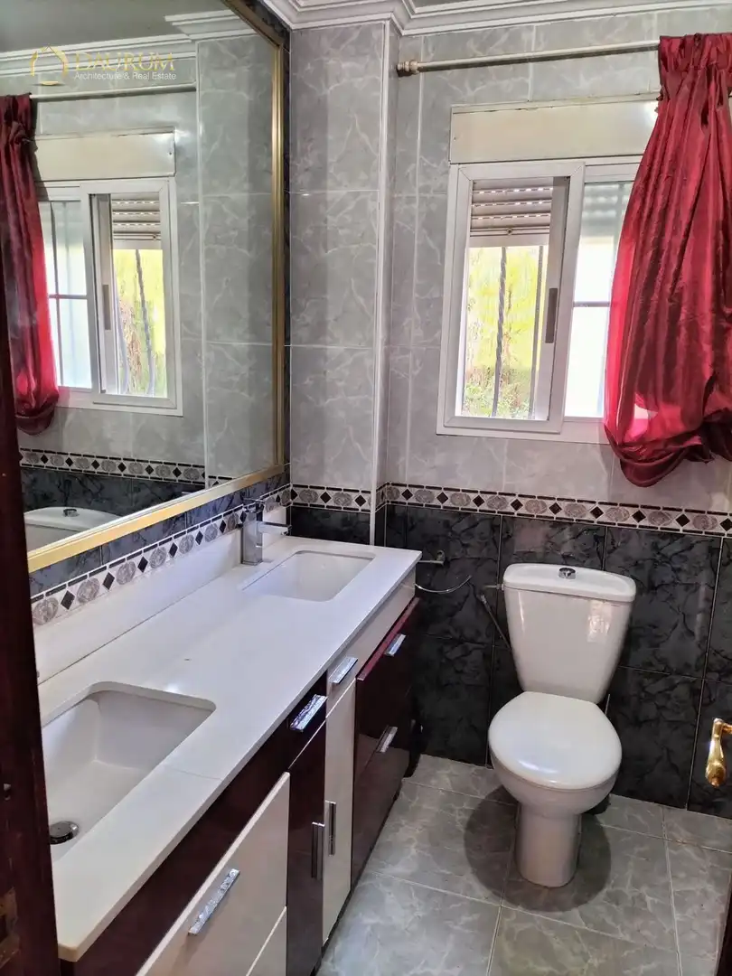 Baño de Casa o chalet en venta en L'Eliana con Aire acondicionado, Calefacción y Terraza