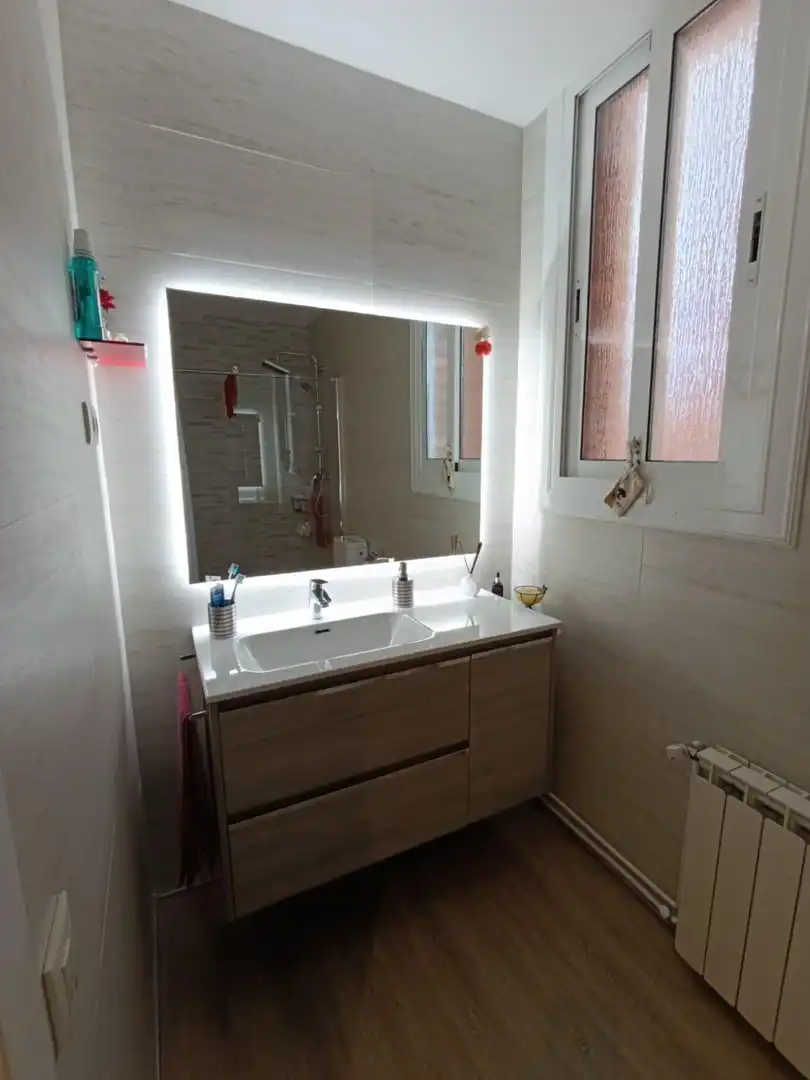 Badezimmer von Wohnung zur Miete in Parets del Vallès mit Heizung, Parkett und Terrasse