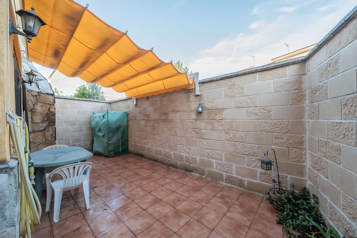 Terrassa de Casa adosada en venda en Méntrida amb Calefacció