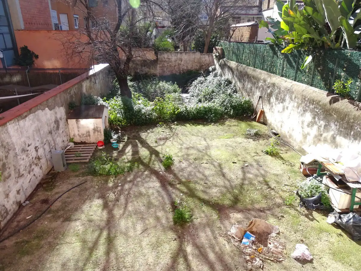 Jardí de Local de lloguer en Barcelona