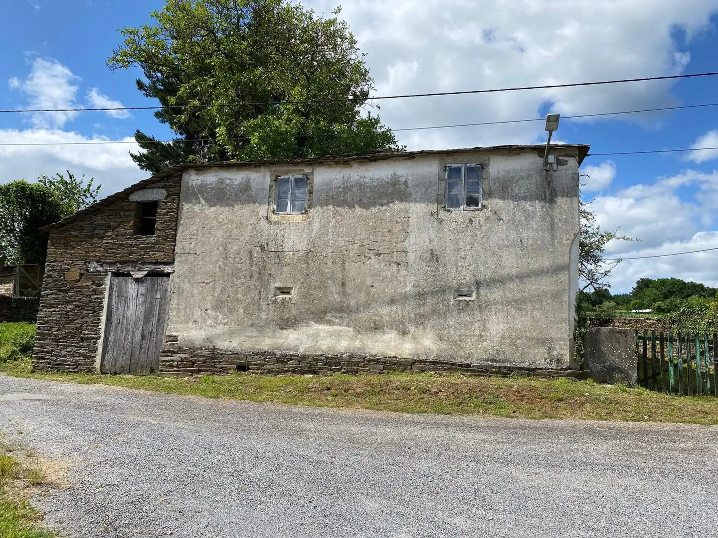 Außenansicht von Haus oder Chalet zum Verkauf in Guntín mit Abstellraum