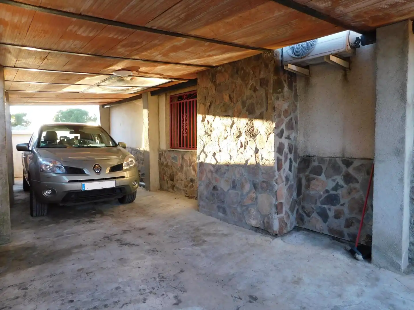 Parking de Casa o chalet en venta en Palomeque con Aire acondicionado, Calefacción y Jardín privado