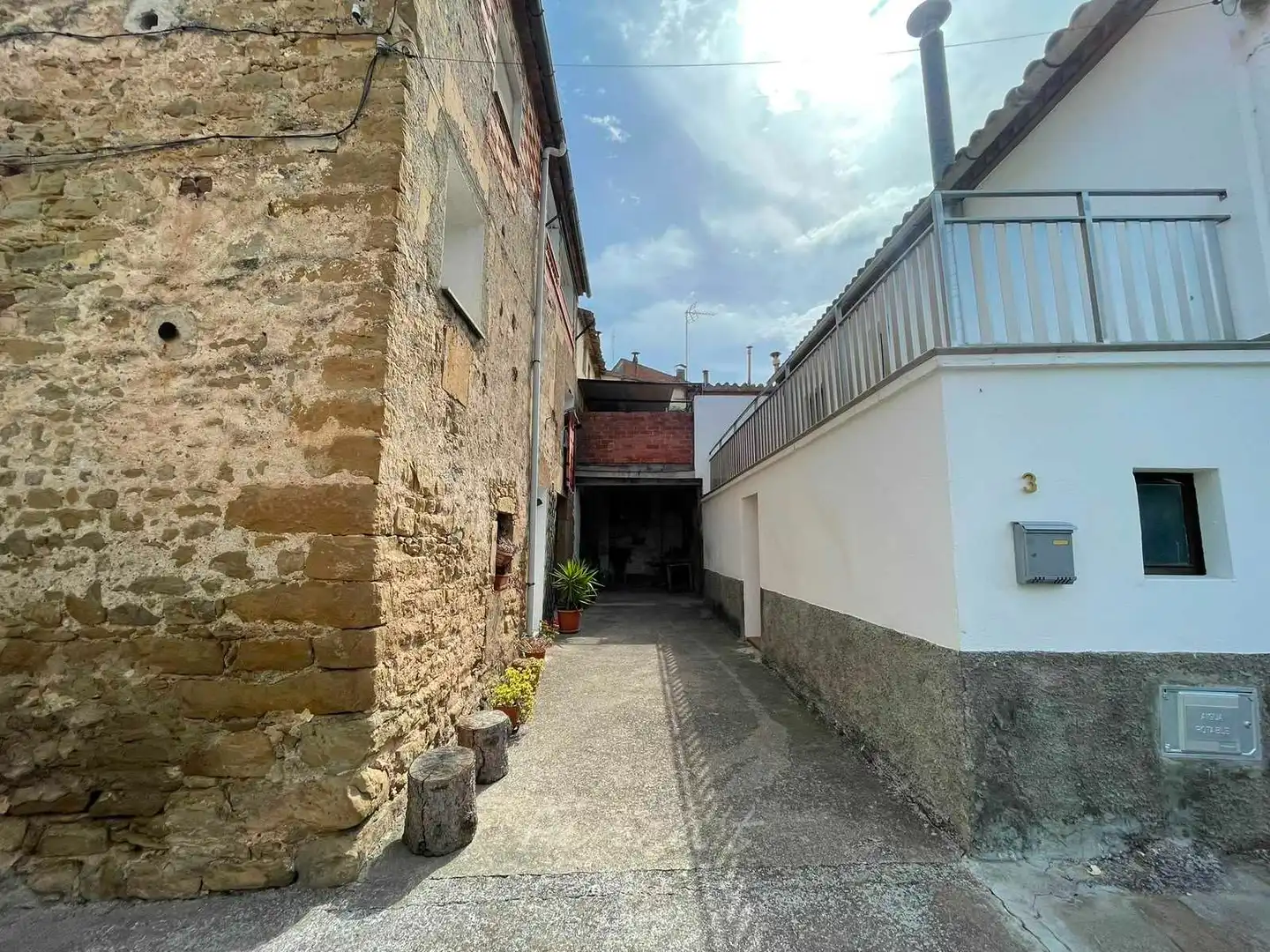 Vista exterior de Casa adosada en venda en Monistrol de Calders amb Calefacció