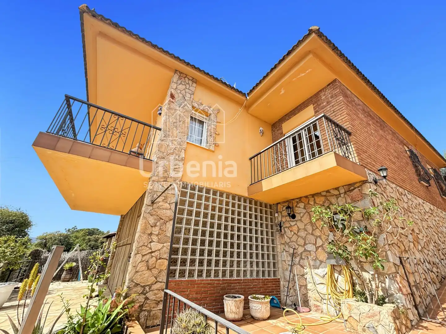 Vista exterior de Casa o chalet en venta en Tordera con Calefacción y Terraza