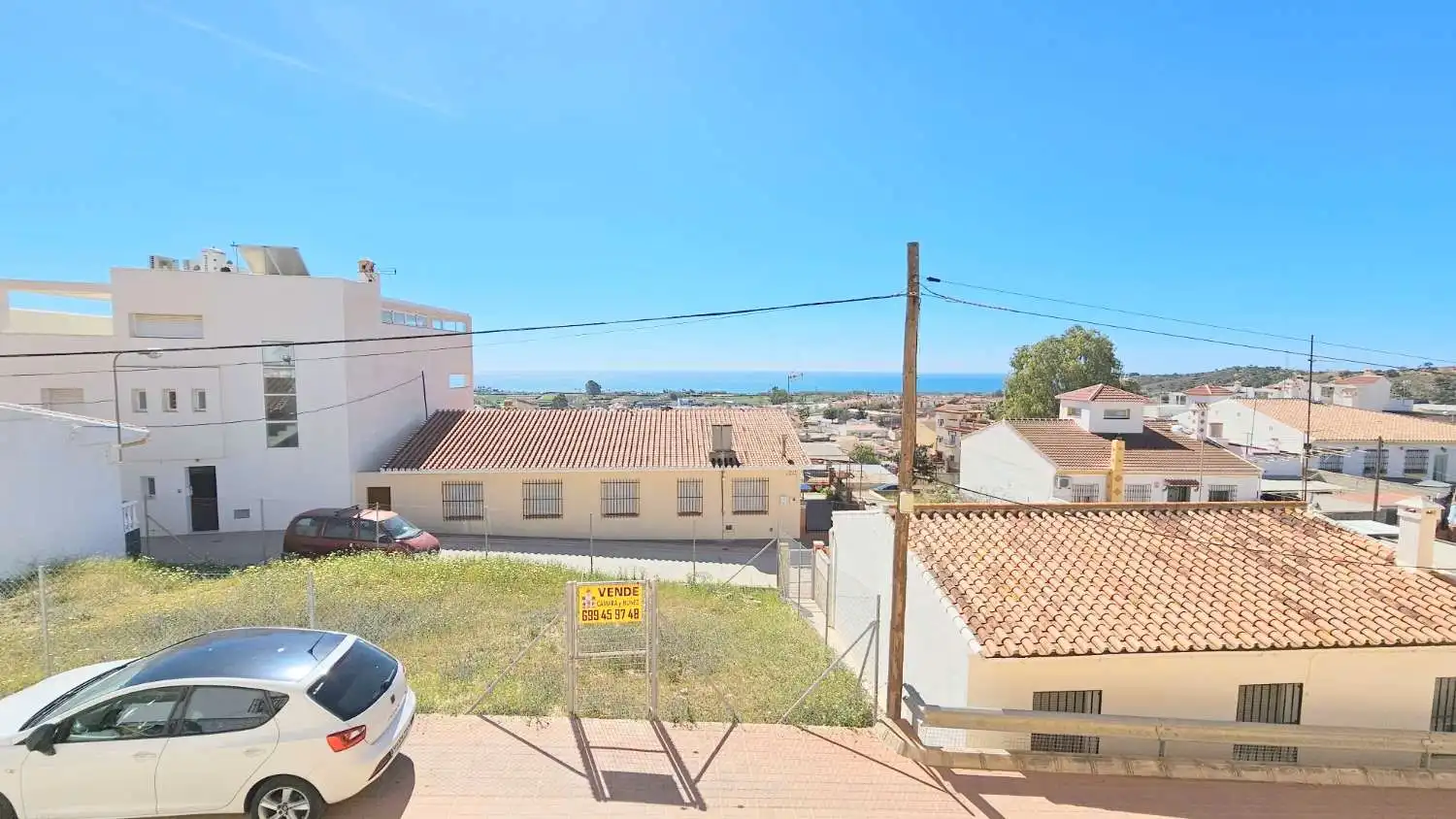 Vista exterior de Casa adosada en venda en Vélez-Málaga amb Terrassa, Traster i Moblat
