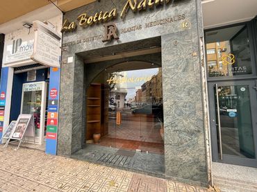 Local comercial en venda a San Roque - Ronda Norte