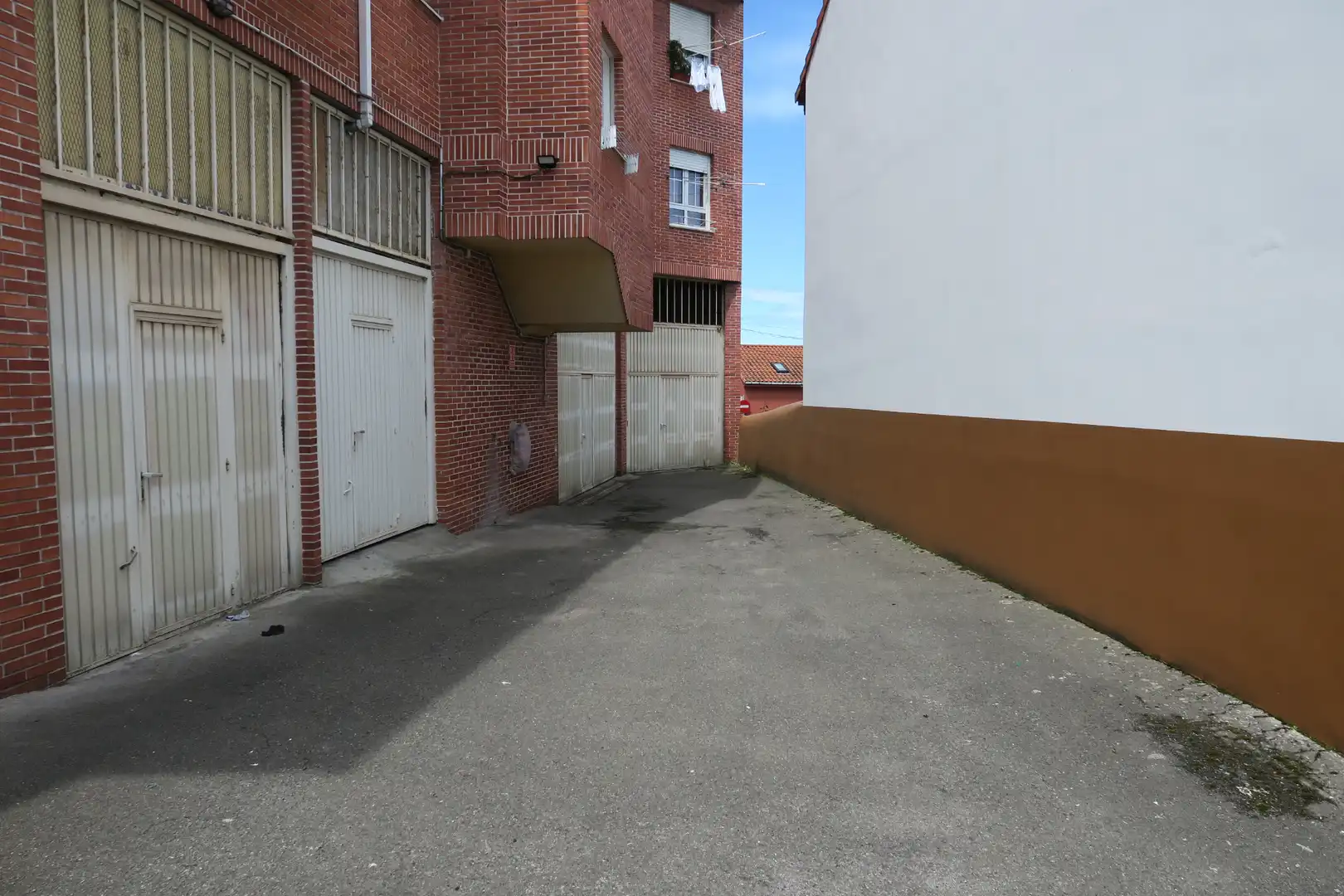 Parking de Piso en venta en Avilés con Calefacción y Amueblado