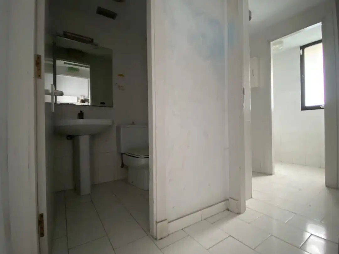 Bathroom of Commercial properties for sale in Bergara