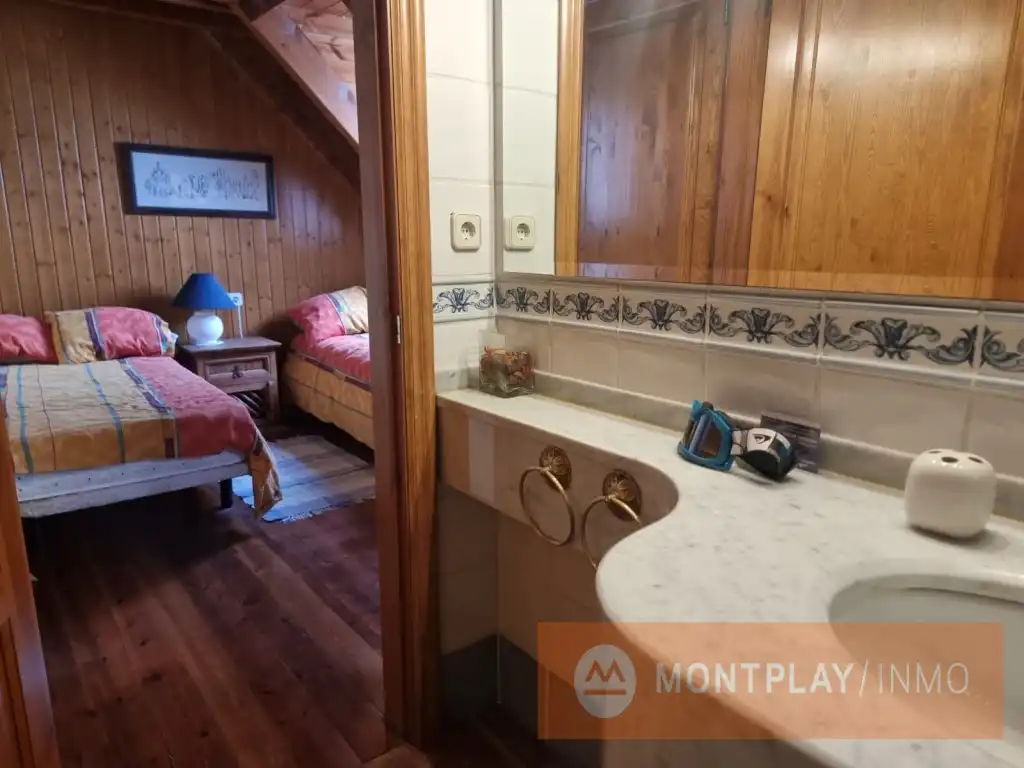 Detached homes for sale in Naut Aran