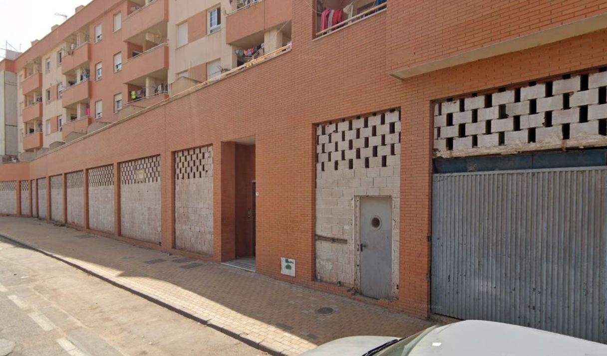 Exterior view of Premises for sale in Roquetas de Mar