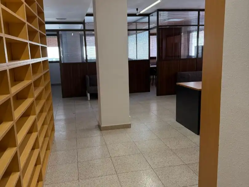 Oficina de alquiler en Huesca con Aire acondicionado y Calefacción