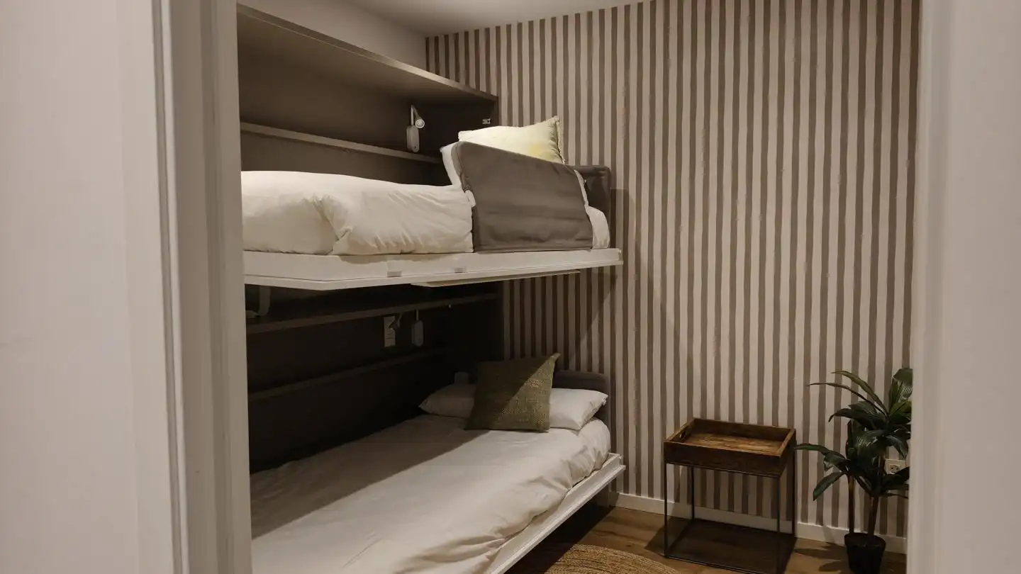 Schlafzimmer von Wohnung zum Verkauf in Santiago de Compostela  mit Heizung und Abstellraum